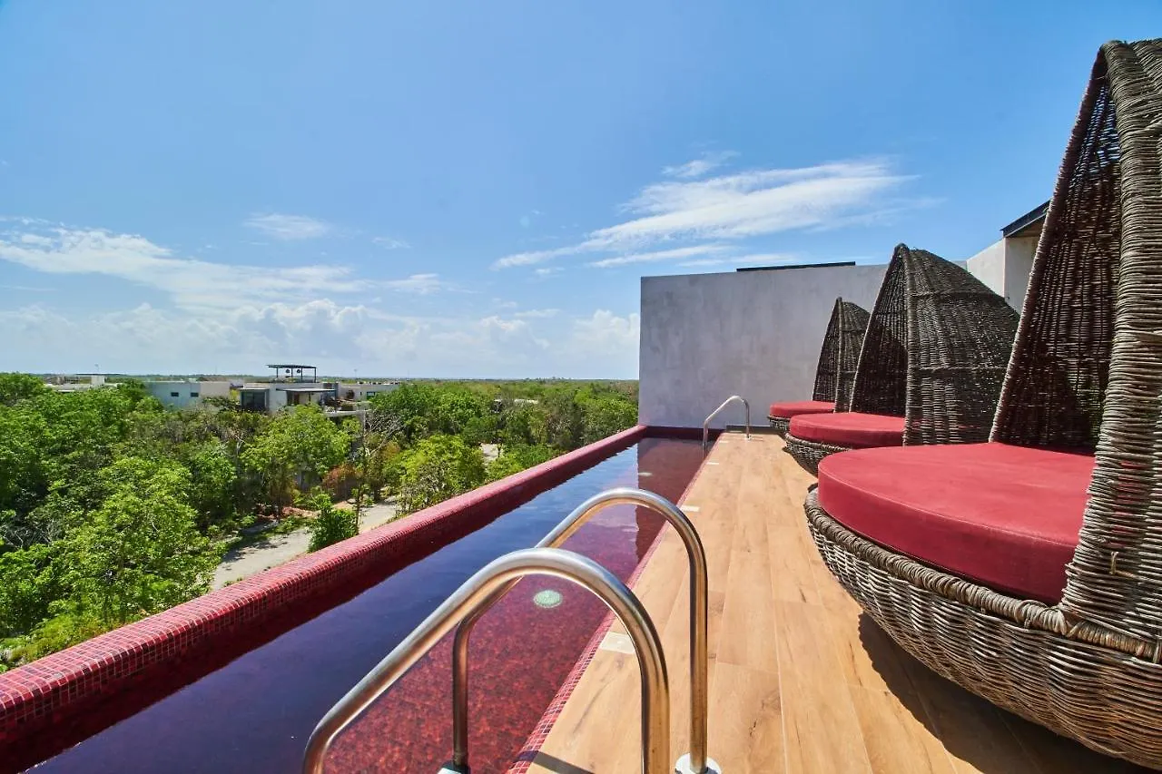Elegant Trendy Apartment In Tulum With Infinity Pool, Breathtaking Jungle View & Bottle Of Wine Per Stay